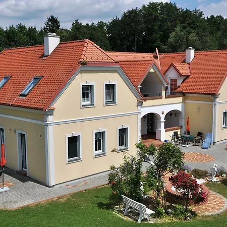 Arkadenhof Flasch Worterberg Extérieur photo